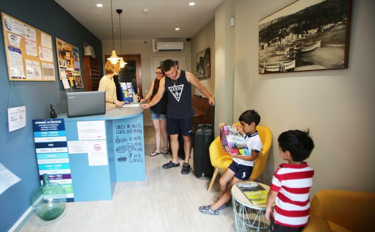 Pension Hostel Costa Brava L'Estartit Eksteriør bilde