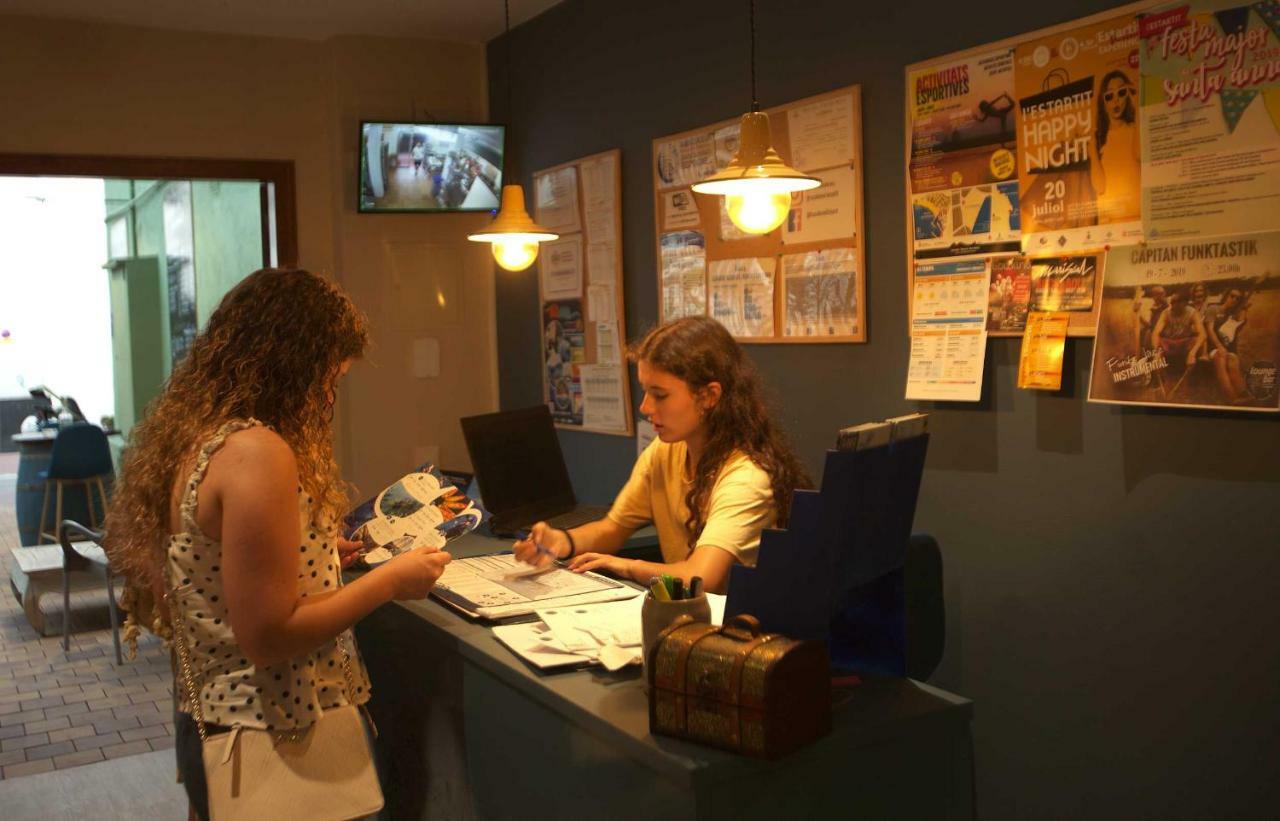 Pension Hostel Costa Brava L'Estartit Eksteriør bilde